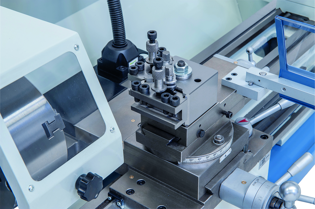 Torno para metal Bernardo Hobby 910 G 400 V con visualizador digital de 3 ejes ES-12 V - Imagen 7